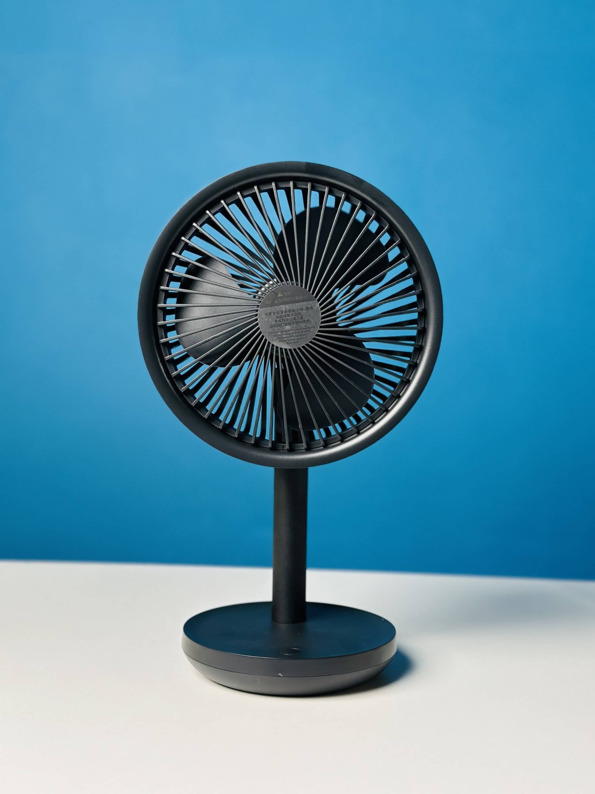 Xiaomi AISOLOVE F5 4000mAh Rechargeable Desk Fan in grm eshop