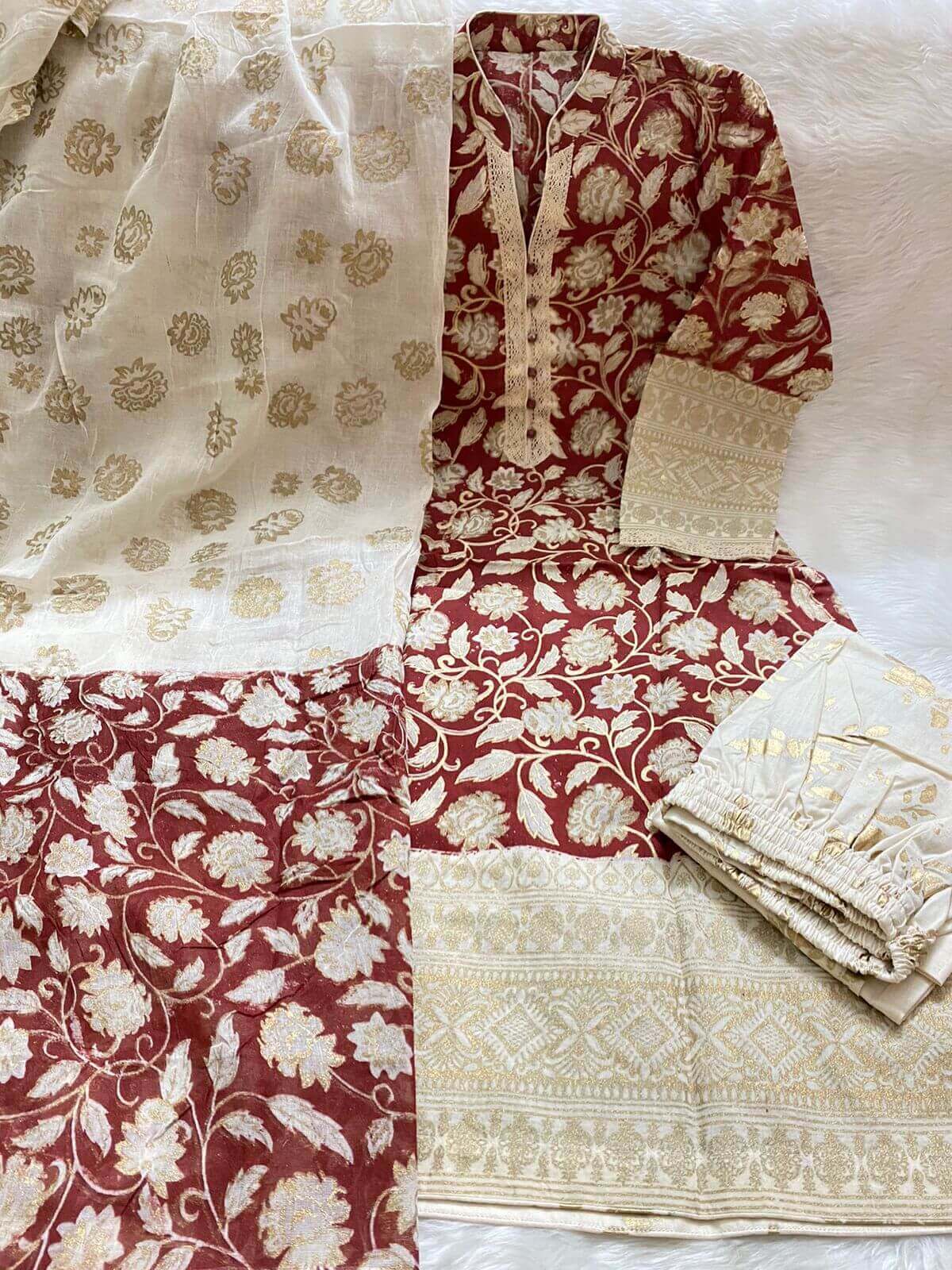 PURE KHADDI COTTON SCREEN PRINT STITCH 3PIC